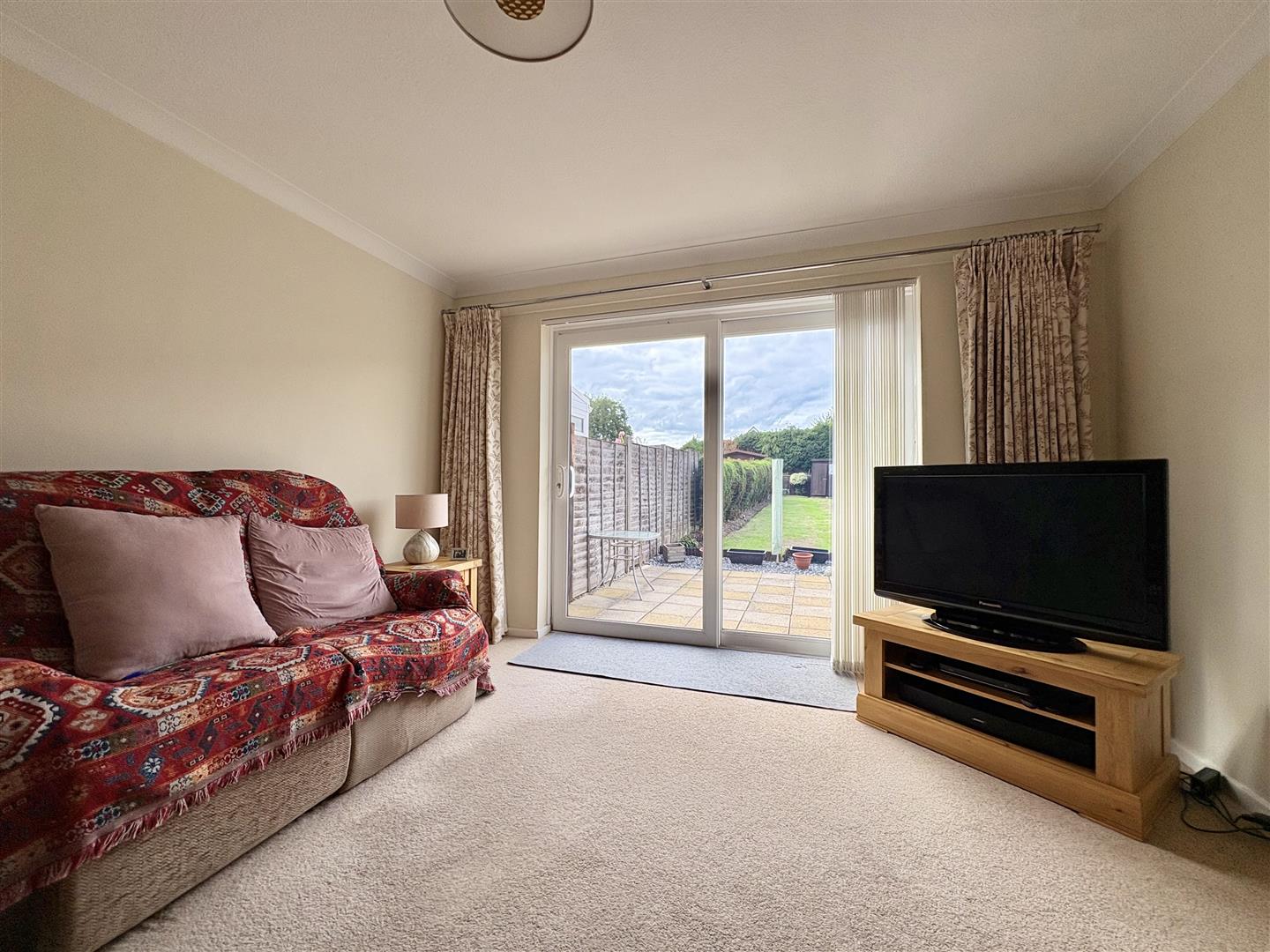 2 bed property in The Ridge, Hastings